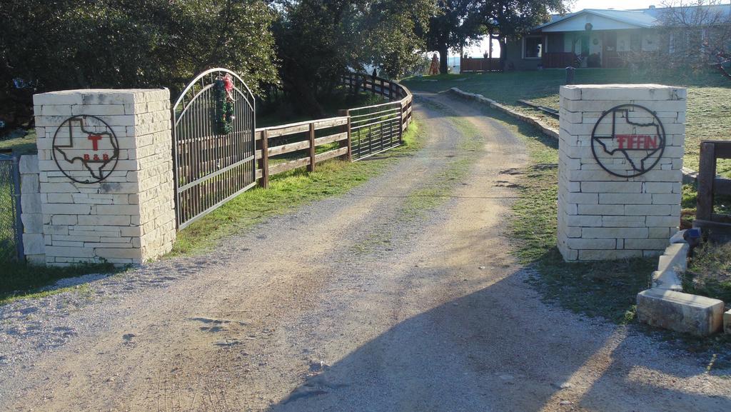 Texas T Bed And Breakfast Llano Luaran gambar