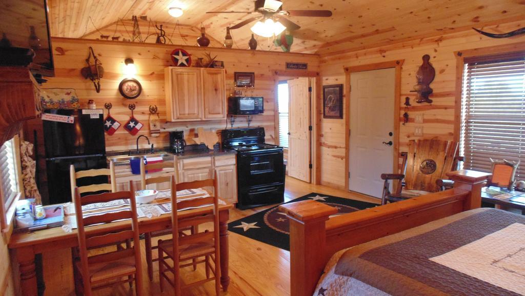 Texas T Bed And Breakfast Llano Luaran gambar