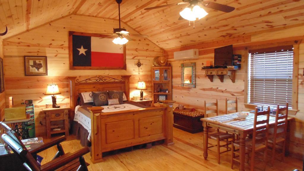 Texas T Bed And Breakfast Llano Luaran gambar